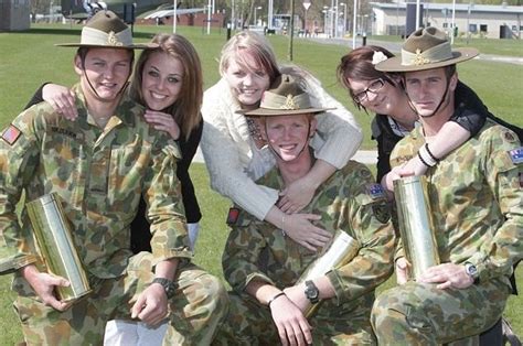 dating army guys australia